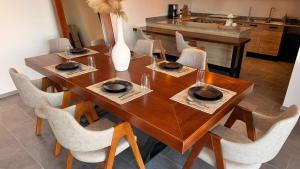 Hermosa Casa en San Miguel con cancha de pádel