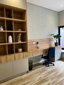 Wabi Sabi, Johannesburg - Solar Powered 2 to 3 Bedroom Home Stay