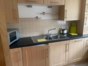 Lovely 3 bedroom workers or Holiday Apartment