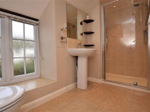 3 Bed in Lyme Regis BARRA