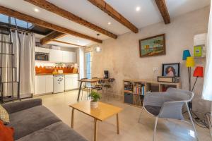 Charming Atypical Cottage