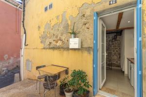 Charming Atypical Cottage