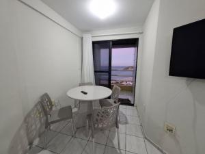 Flat mobiliado em Ponta Negra com vista e conforto