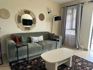 Lakeview Apartments - The Nest