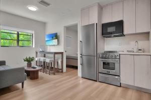 Prestige Retreat by Renzzi