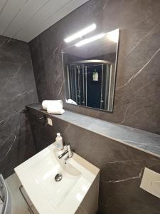 Apartment Eiger - Aare Jungfrau AG