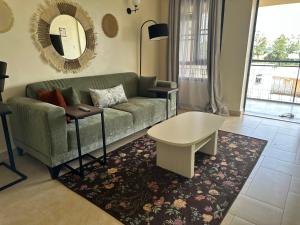 Lakeview Apartments - The Nest