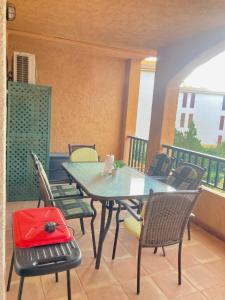 House in Pueblo Mascarat Close to the beach