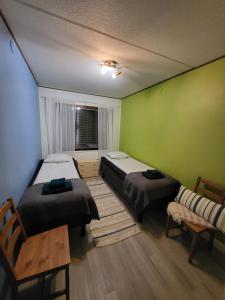 Two bedroom apartment right next to Santapark