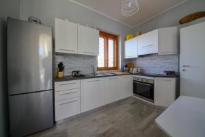 Villa Vera, accesso al mare, vista Castello, AC