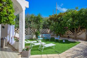 Villa Vera, accesso al mare, vista Castello, AC