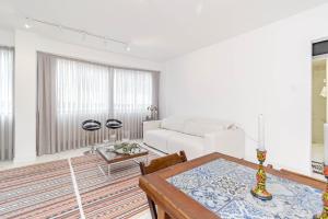 Apto no Centro de Floripa a 550 m da Rodoviaria