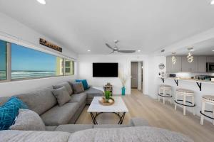 Family Ocean Front 3BR with Parking