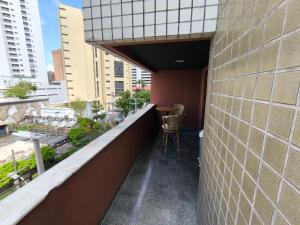 Ap 1 Quarto prox a feirinha, mercados e beira mar