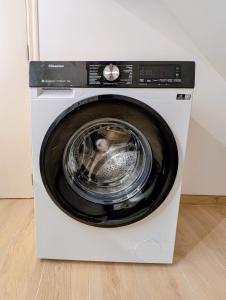 Duplex 3BR apartment near supermarkets & metro