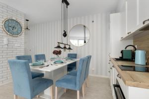 Azure Apartment Błękitna by Solarento