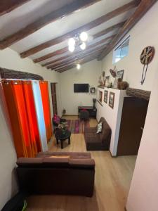 Charming Family Apartment 3 Minutes from Main Square