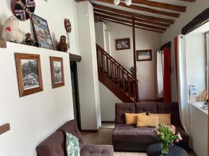 Charming Family Apartment 3 Minutes from Main Square