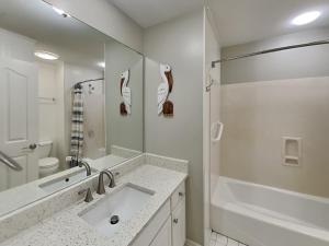 Dolphin Watch 08 by Tybee Vacation Rentals