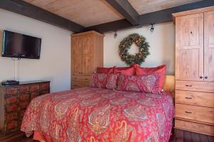 Tamarisk Slalom Condo: Walk To The SlopesTown