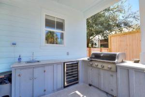 Kings Castle by Travel Life Vacations