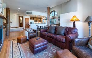 Woods Mesquite Townhome: Location Sleeps 11