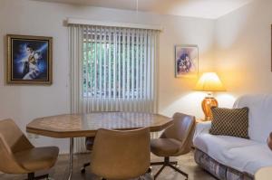 Mesa Getaway Home In Central Location