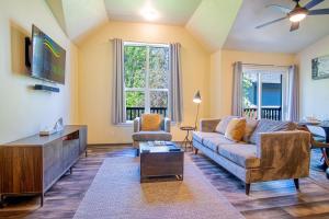 Della View 2BR condo - In the heart of Historic downtown Hailey!