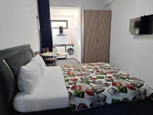 Studio Motro Pacii Militari