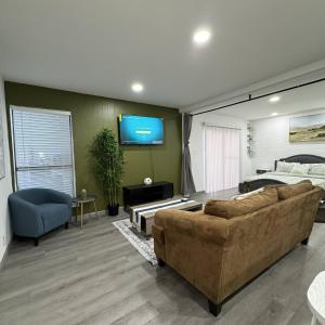 2 DT Dallas l FIFA WORLD CUP READY l 5 Min from Love Field