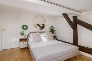 5 Bedroom apartment - Terrace, Jacuzzi, Sauna