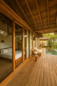 Luxury Wellness Retreat - Infinity Pool