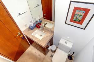 Art and Luxury Space in Petrarca, Polanco