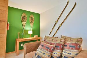 Timber Ridge Retreat - Pool, Hot Tub, Sauna + More