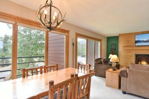 Timber Ridge Retreat - Pool, Hot Tub, Sauna + More