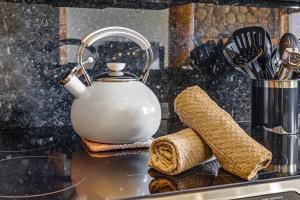 Elk Ridge Retreat Townhome: Private Hot Tub Pool Access