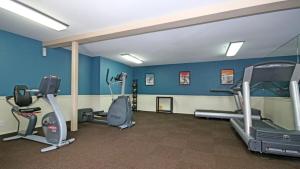 2-Bd LUXE Retreat Near Beach & Pool