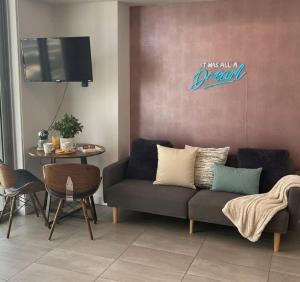 Skyline Studio Workspace & Rooftop Pool