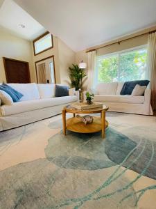 Waterfront Gulf Retreat: Heated Pool, Boat Lift