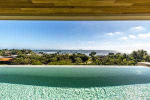 3 bed 3 5 bath Private Pool Wide Ocean Views