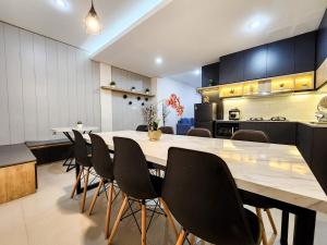 Luxurious Homey Ouma Villa Dago