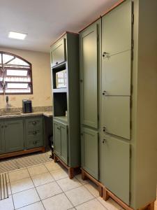 Quarto Campeche, lindo, amplo e a 50m da praia do Campeche