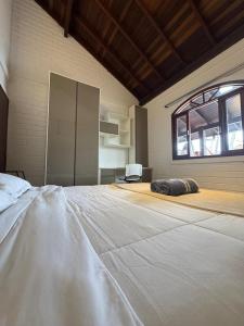 Quarto Campeche, lindo, amplo e a 50m da praia do Campeche