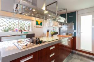 artQhost Costa Ballena Penthouse Ocean and Golf views & Free Parking