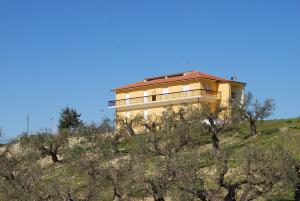 Residenz Borgo Offida Mit Großem Garten