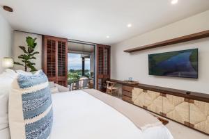 3Bed condo with Pool Ocean views