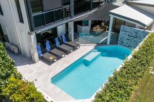 Beachfront at Buddina with Heated Pool & Sea Views