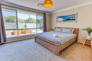 523 by the Sea