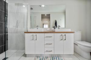 Alpine Corner - Lux and Quiet