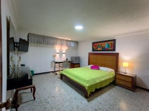 Quedate a un paso de lo mejor de Cali